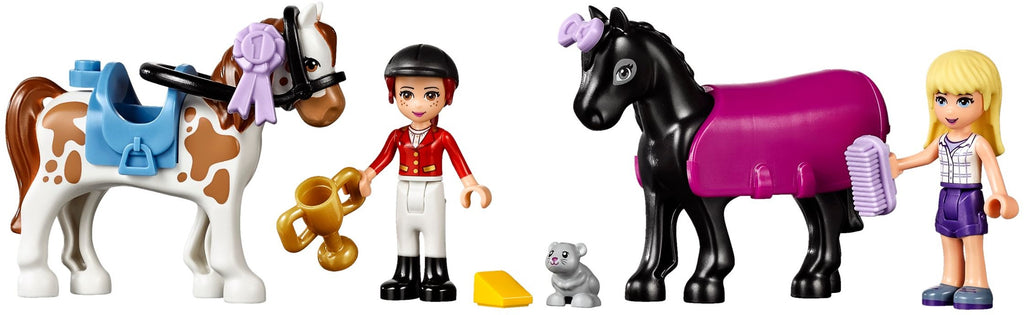 LEGO 41126 Heartlake Riding Club alternate view 2