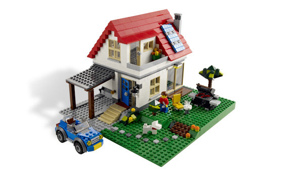 LEGO 5771 Hillside House alternate view 1